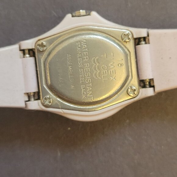 Timex Watercolors Womens Wristwatch With White Strap & Stainless Steel Back - Picture 4 of 4